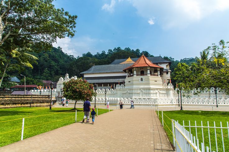Temple of the Tooth Relic